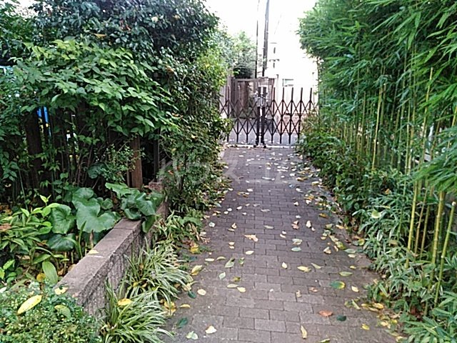 14/22 エントランス