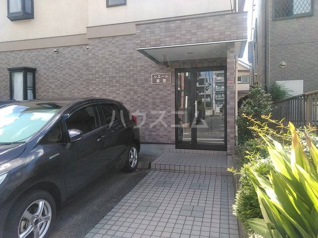 19/22 エントランス