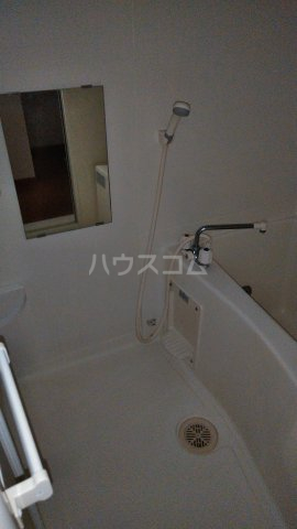 13/30 浴室