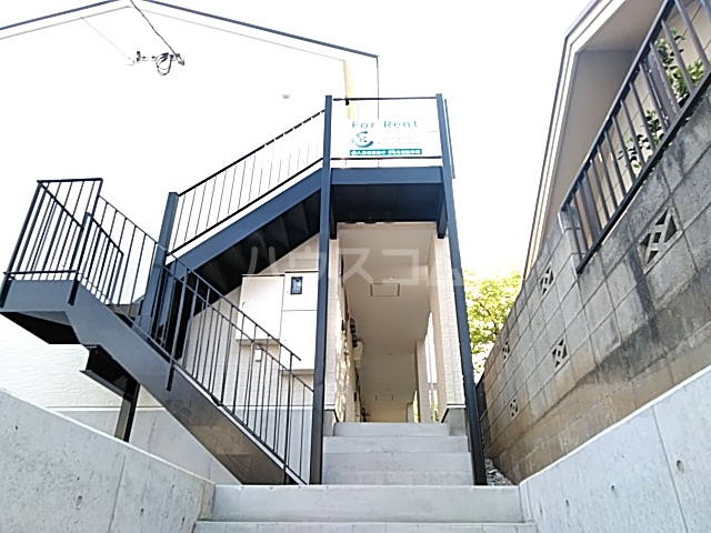 19/29 エントランス