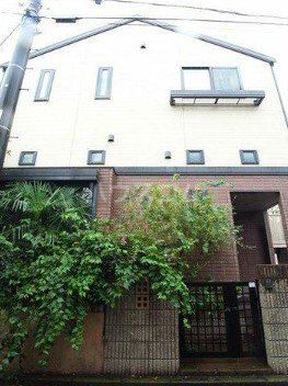 15/18 エントランス