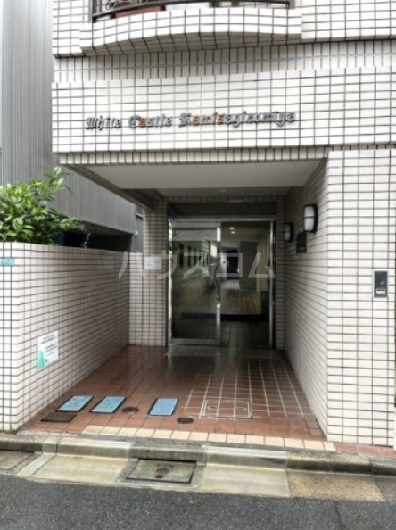 20/25 エントランス