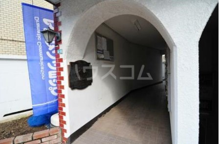 15/17 エントランス