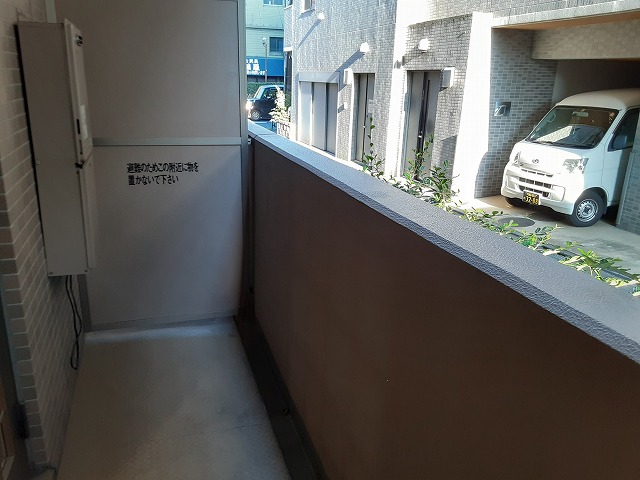 13/27 バルコニー