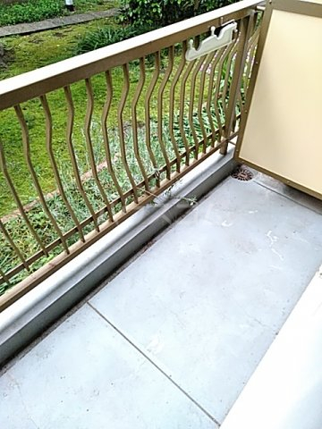 19/28 バルコニー