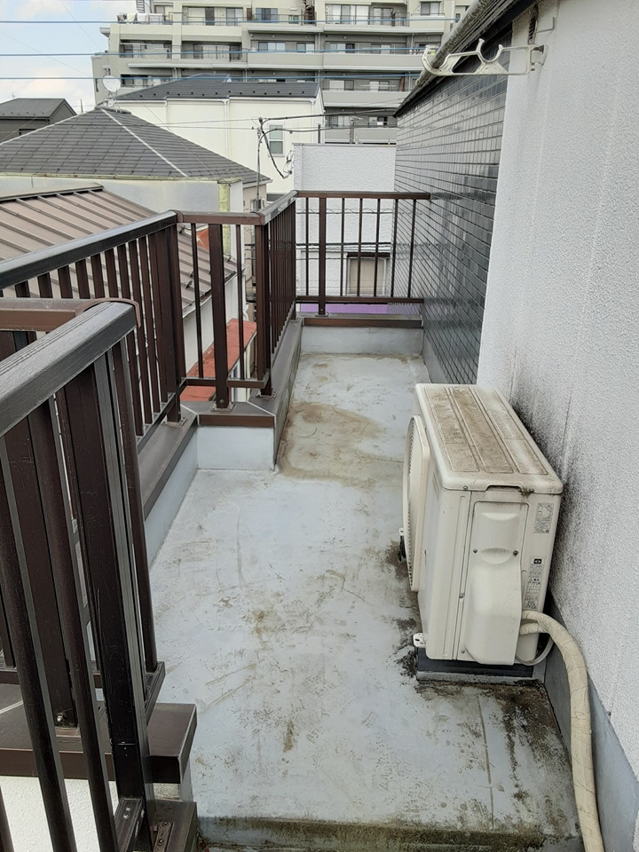 17/27 バルコニー