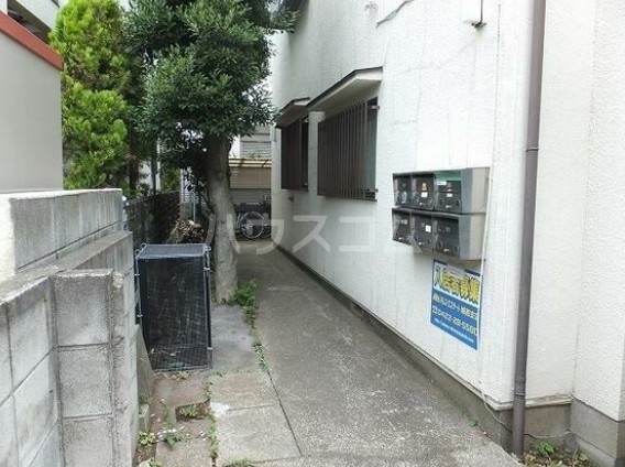 15/22 エントランス