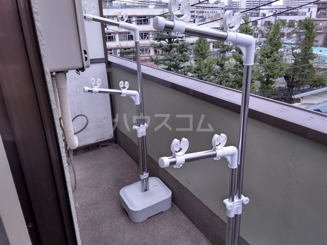 20/30 バルコニー