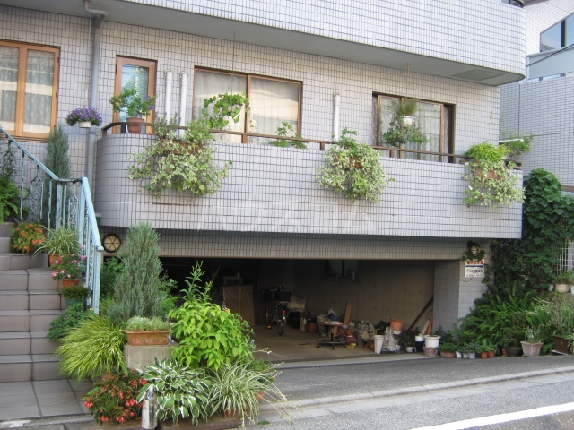 4/5 エントランス