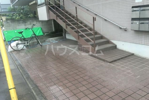 2/11 エントランス