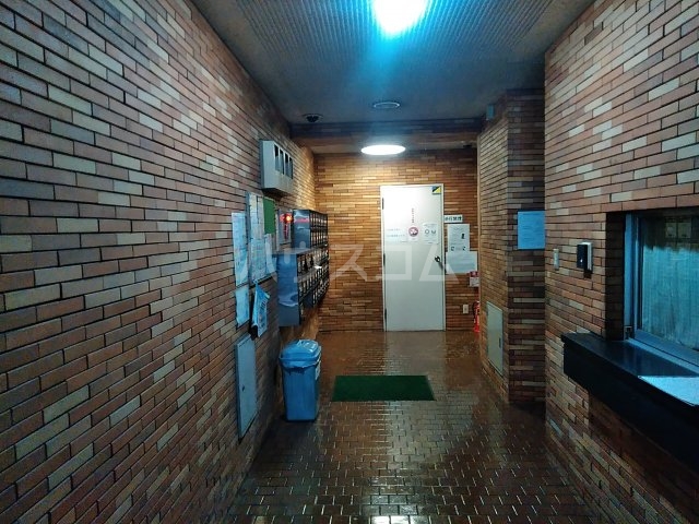 29/30 エントランス