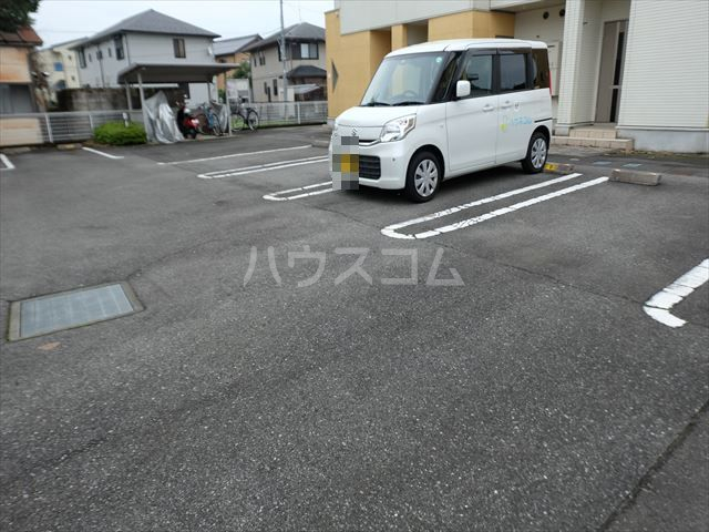 18/26 駐車場