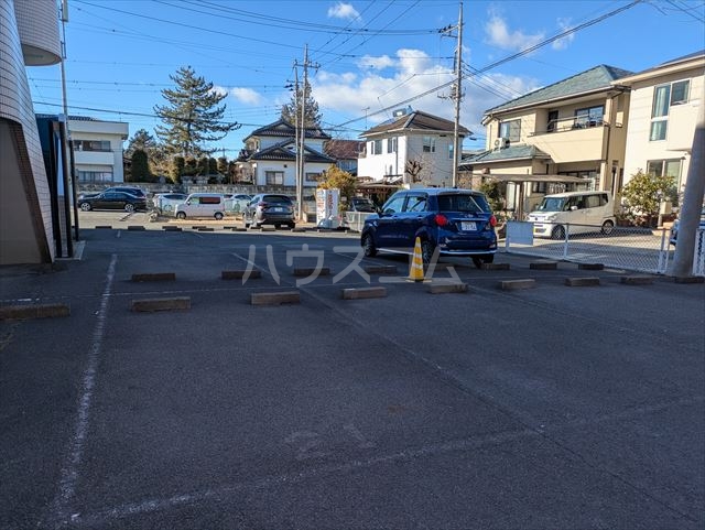 22/30 駐車場