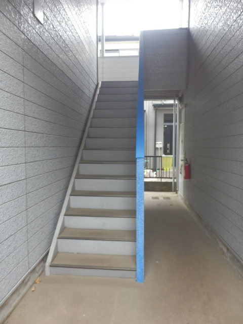 21/29 エントランス