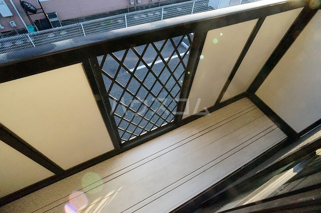 19/30 バルコニー