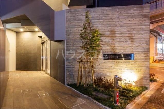 14/21 エントランス