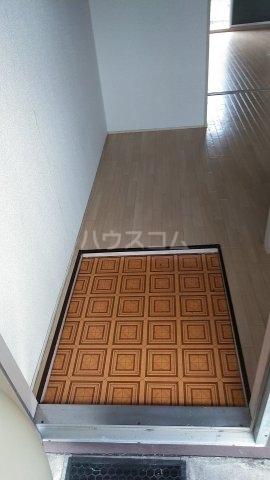 19/28 エントランス