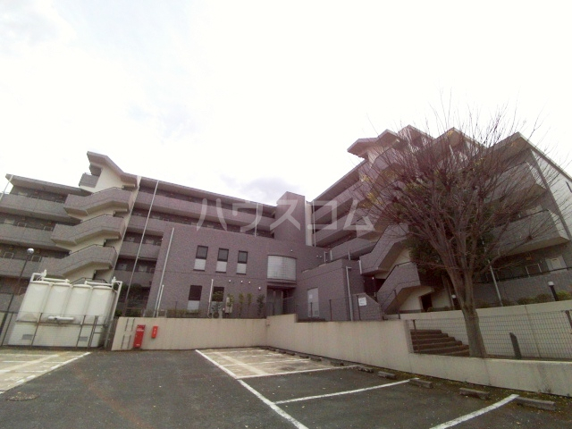 22/30 駐車場
