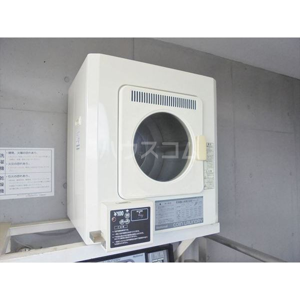 15/22 エントランス