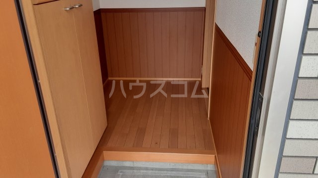 13/28 玄関