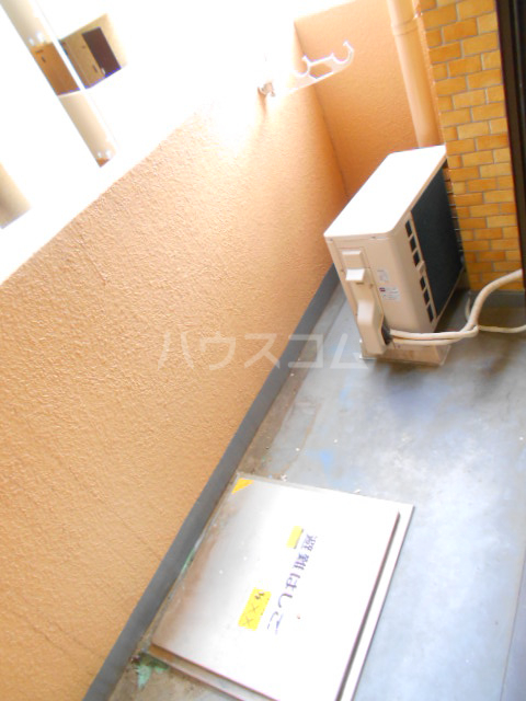 25/30 バルコニー