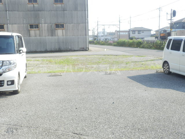 19/27 駐車場