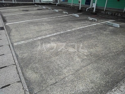 2/8 駐車場