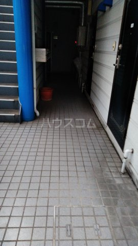 19/29 エントランス