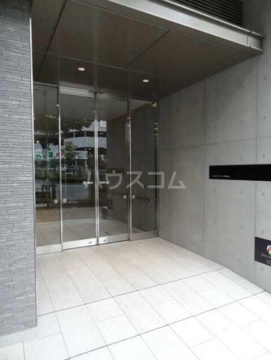 14/18 エントランス