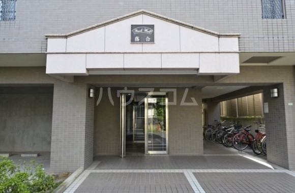 23/30 エントランス