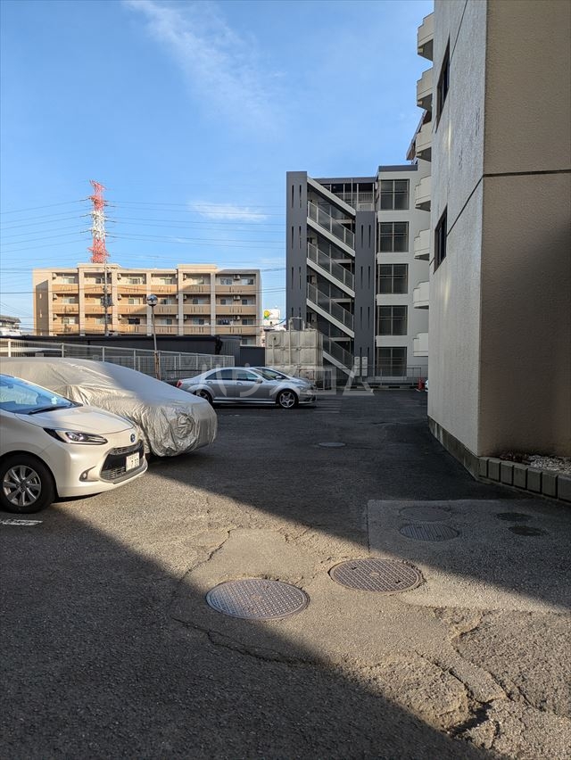 22/29 駐車場