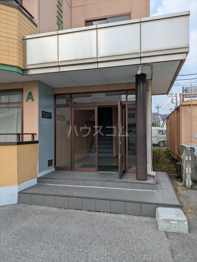 2/11 エントランス