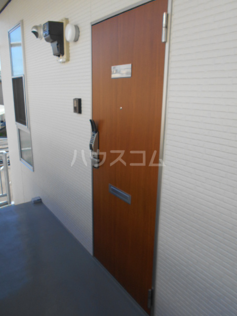 18/20 エントランス