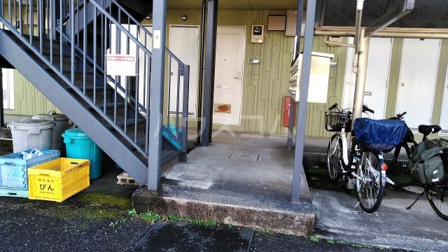 24/29 エントランス