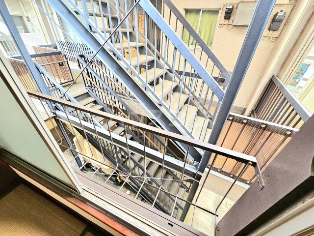 13/26 バルコニー