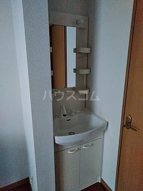13/30 洗面