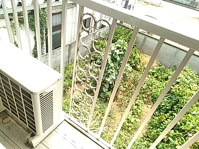 13/20 バルコニー