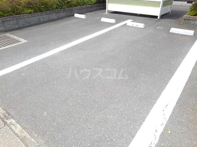 14/21 駐車場