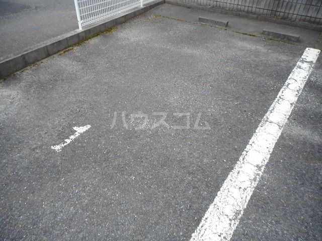 14/20 駐車場