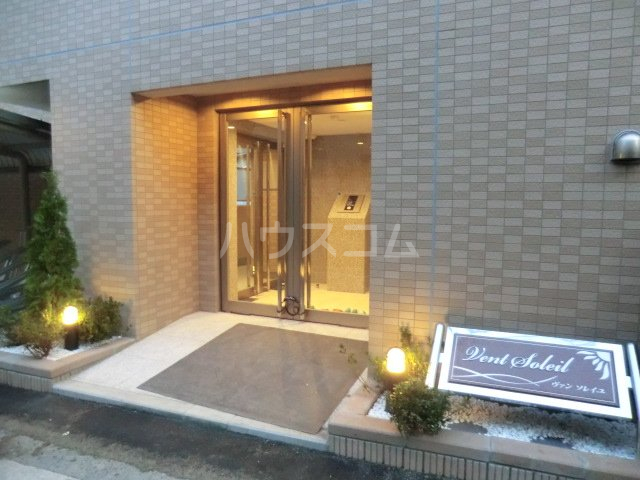 21/29 エントランス