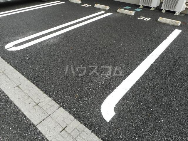 14/22 駐車場