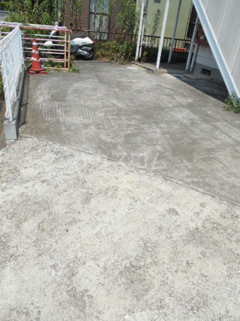 17/26 駐車場