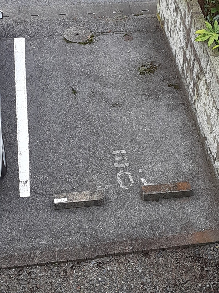 18/26 駐車場
