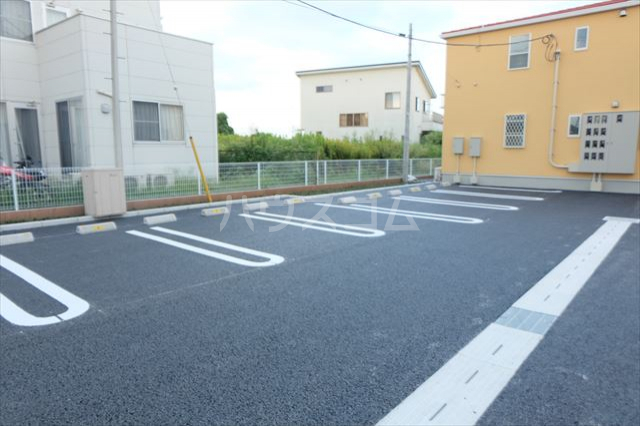 22/30 駐車場
