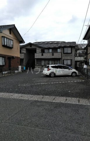 22/30 駐車場