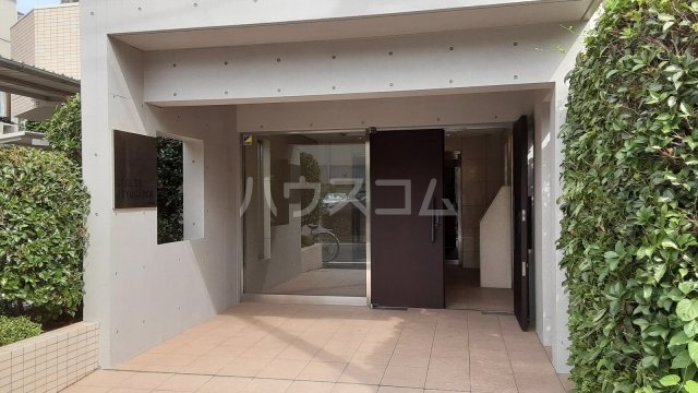 29/30 エントランス