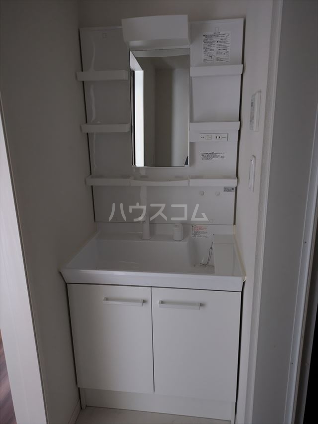 13/30 洗面