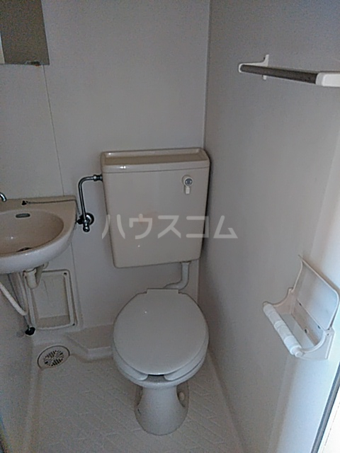 13/30 トイレ