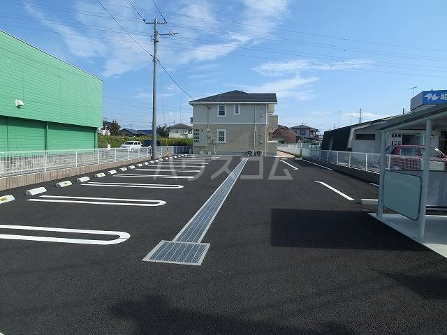 15/26 駐車場