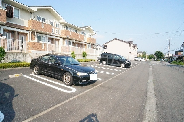 14/22 駐車場